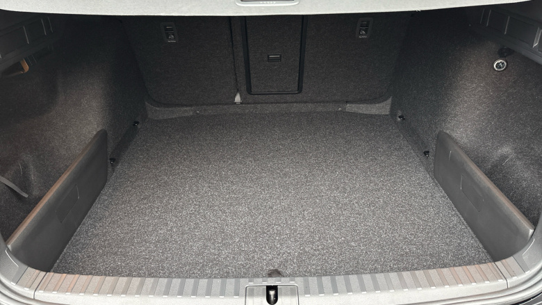 Skoda Octavia 2.0 TDI 150 SE Technology 5dr DSG Diesel Estate